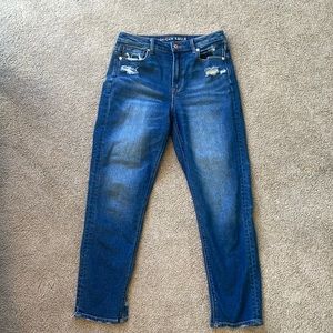 Slightly distressed American eagle mom jeans